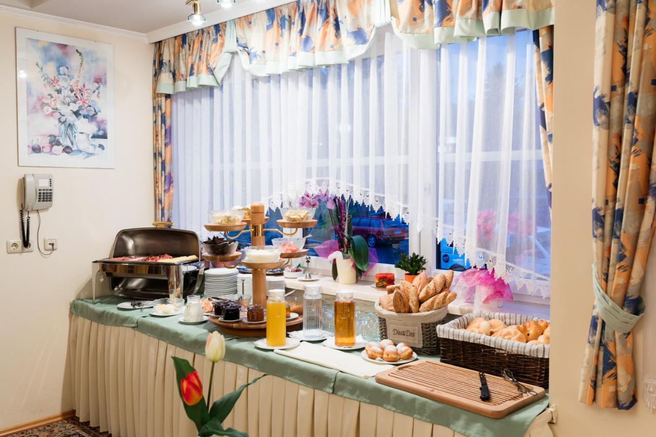 Gasthaus Pension Zum Lustigen Steirer بروك أن دير مور المظهر الخارجي الصورة